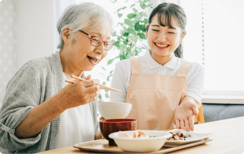 美味しいお食事と、手厚い介護サービス